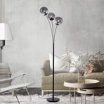 Stojacia lampa Big Widow s tromi sklenenými tienidlami