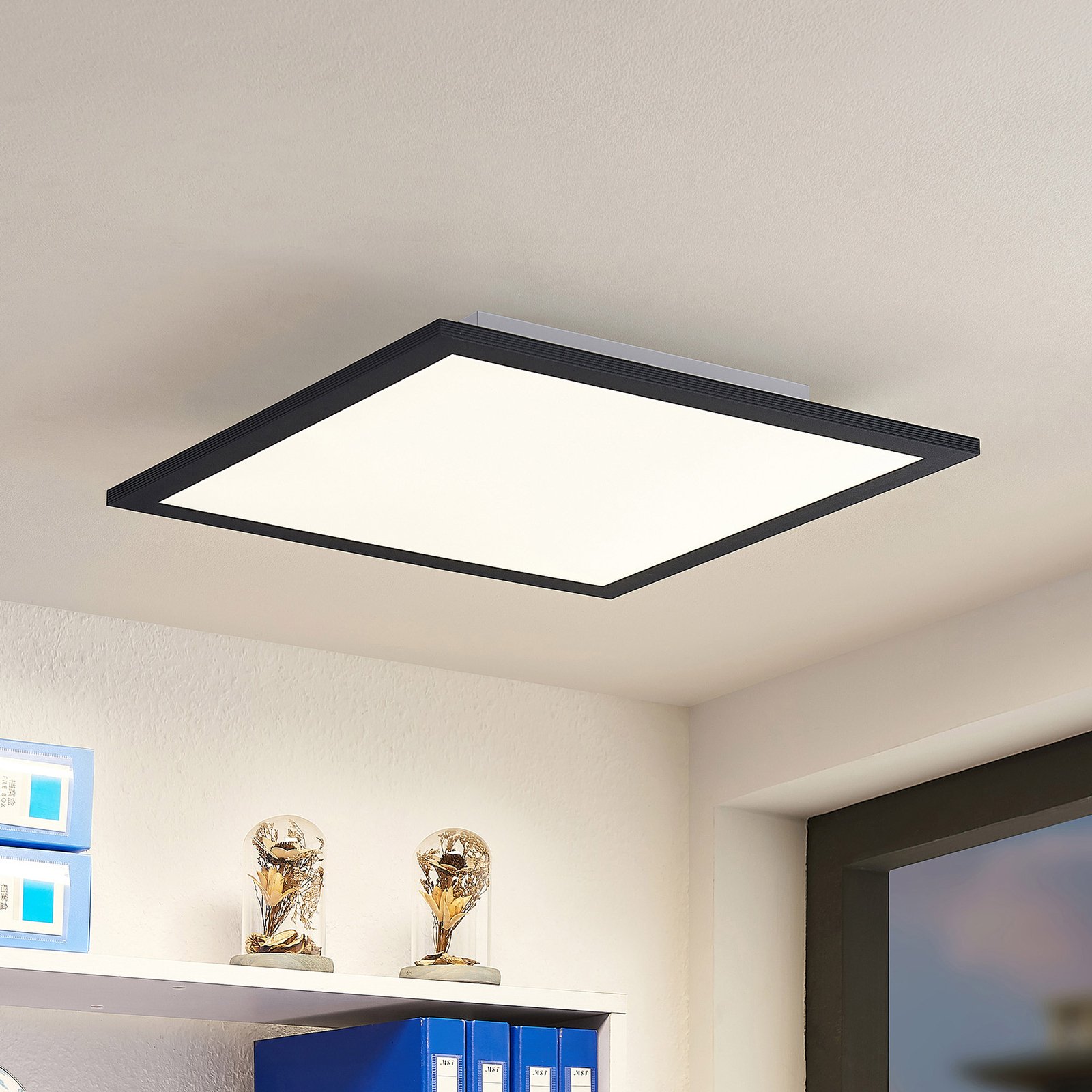Lindby LED-Panel Nelios, 40 x 40 cm, 4.000K, schwarz, Metall