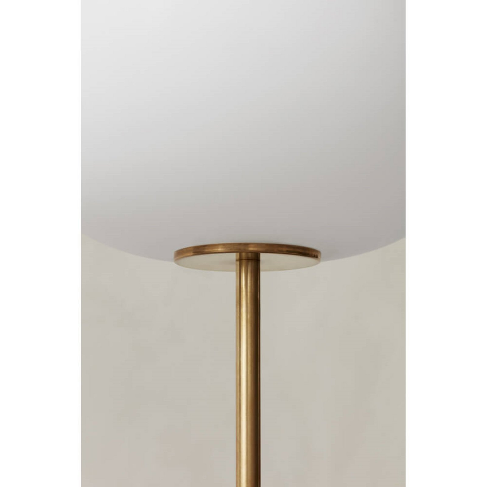 JWDA Lampadaire Travertin/Laiton Brossé - Audo Copenhagen