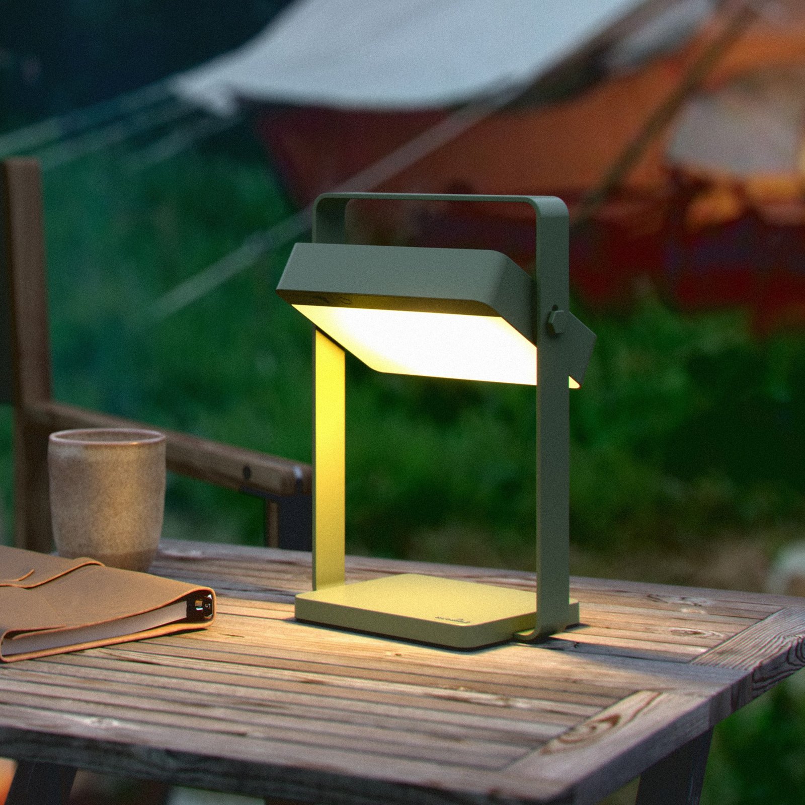 Saulio LED-es napelemes asztali lámpa, olívazöld, IP44, alumínium, USB,