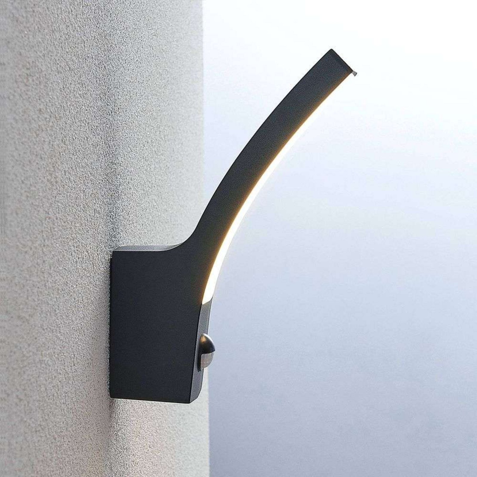 Ilvita LED Candeeiro de Parede Exterior w/Sensor Anthracite - Lindby