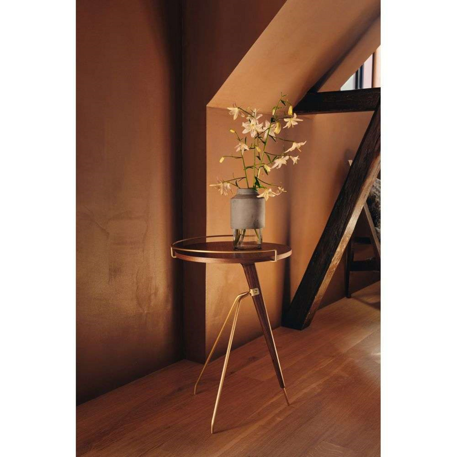 Umanoff Table D'appoint Tall Walnut/Matt Lacquered Brass - Audo Copenhagen