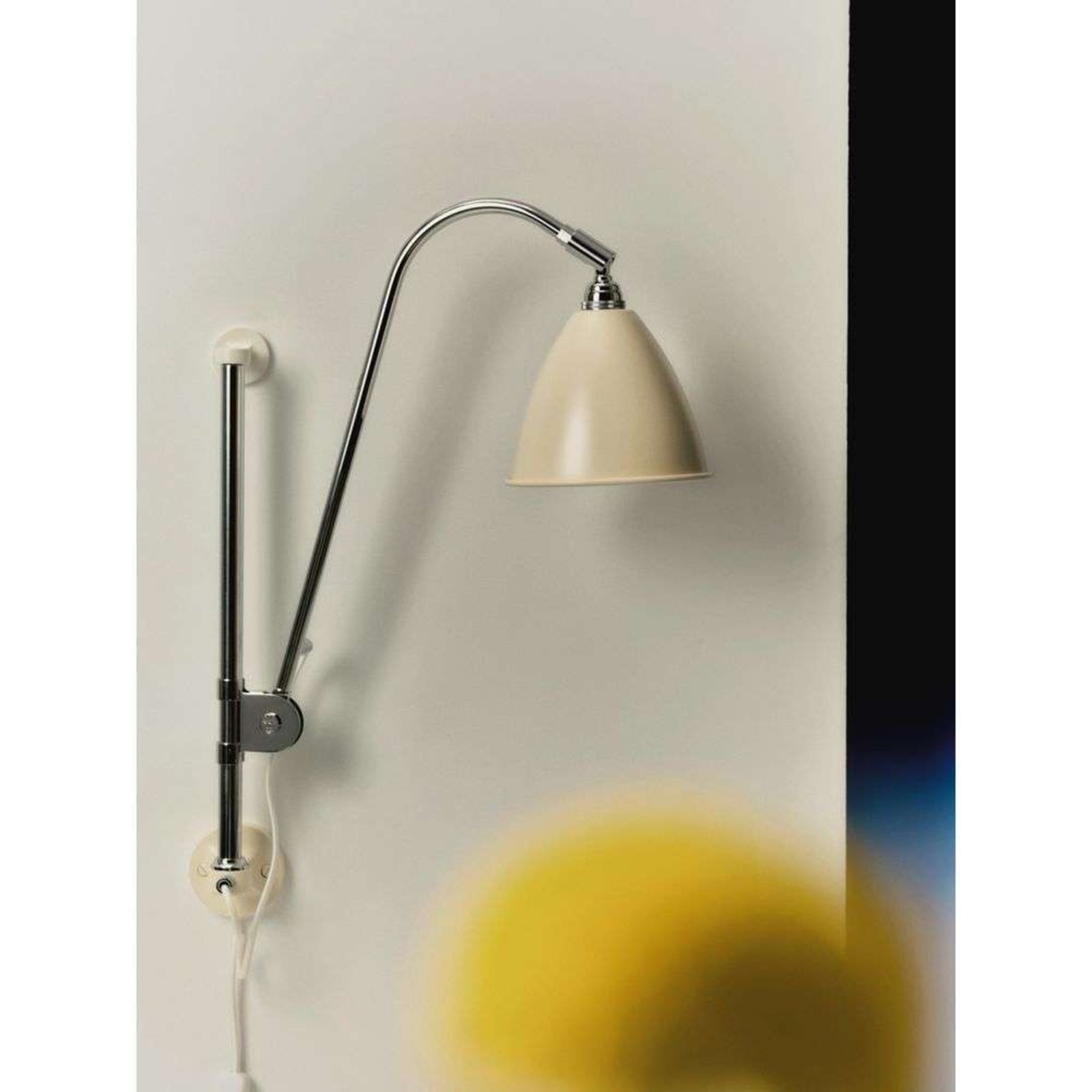 Bestlite BL5 Fali Lámpa ø16 Brass/Matte White - GUBI