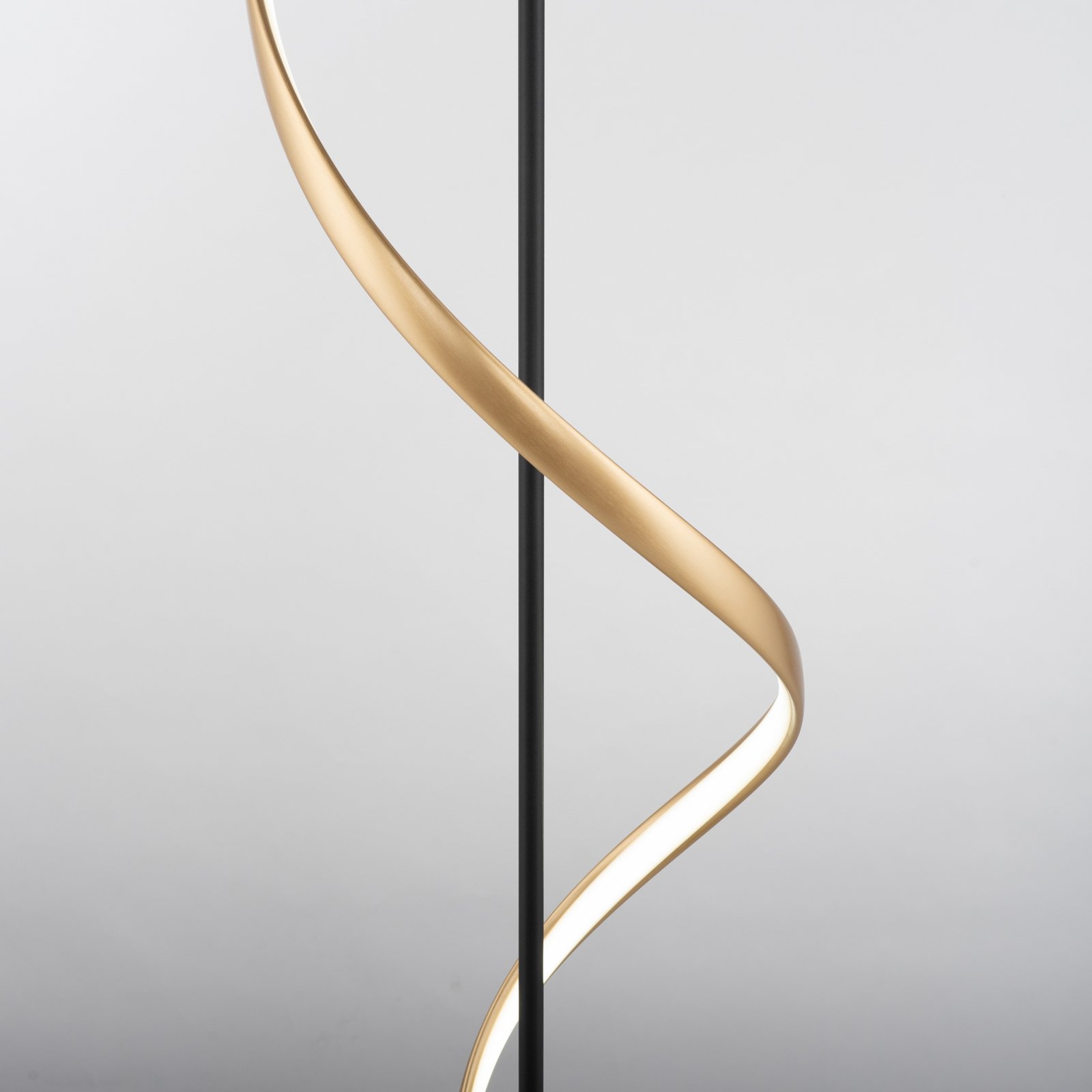 Paul Neuhaus Q-Swing -lattiavalo antras./messinki