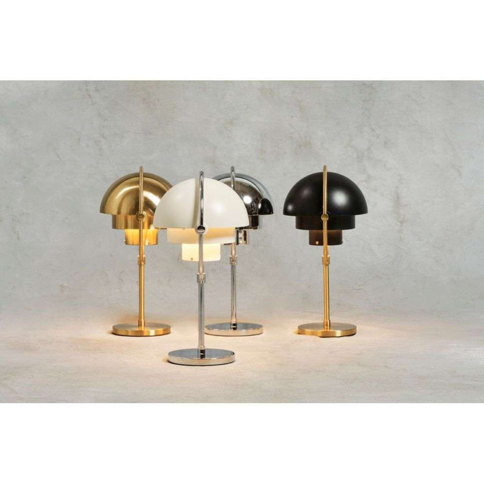 Multi-Lite Portable Candeeiro de Mesa Black/Brass - GUBI