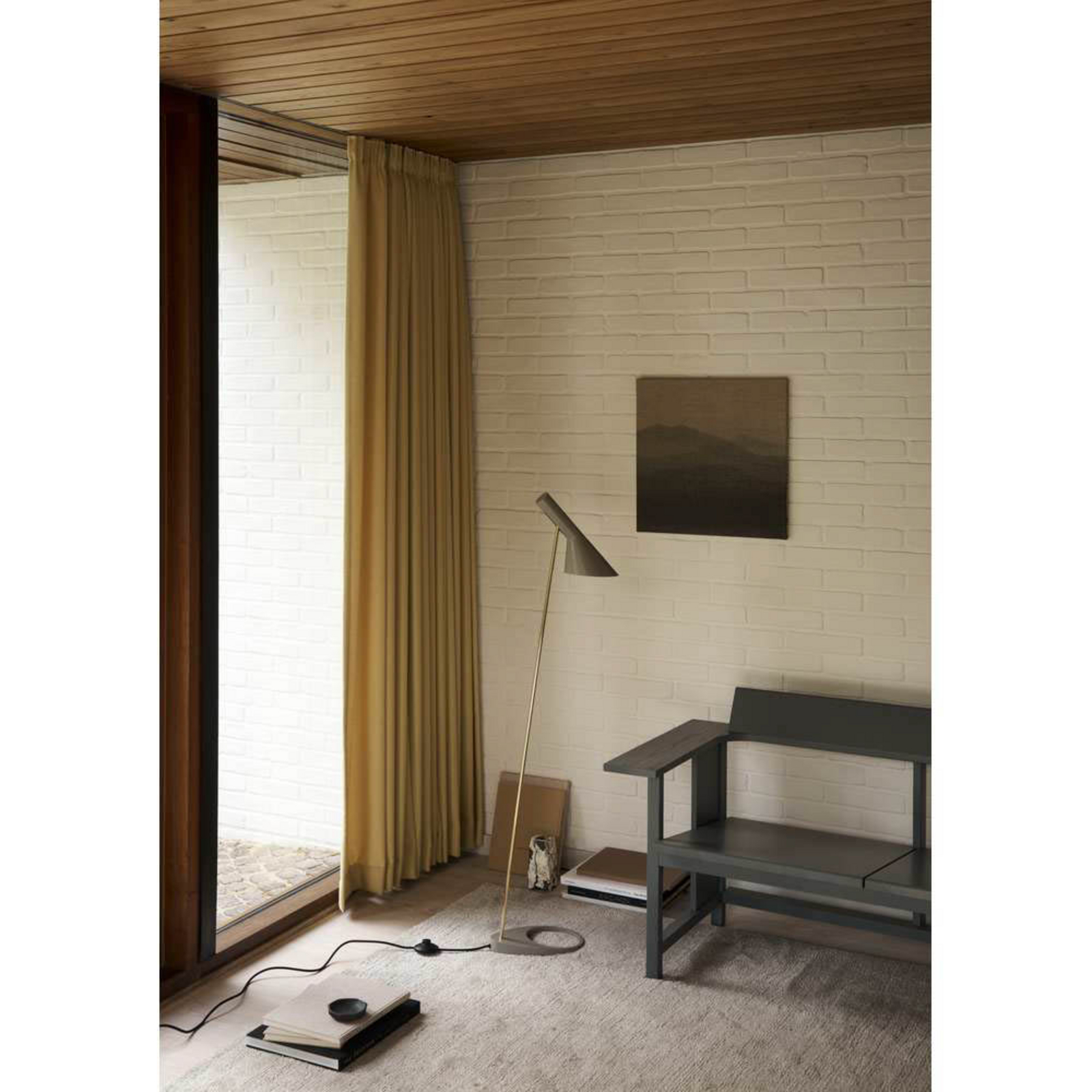 AJ Lattiavalaisin Brass/Warm Grey - Louis Poulsen