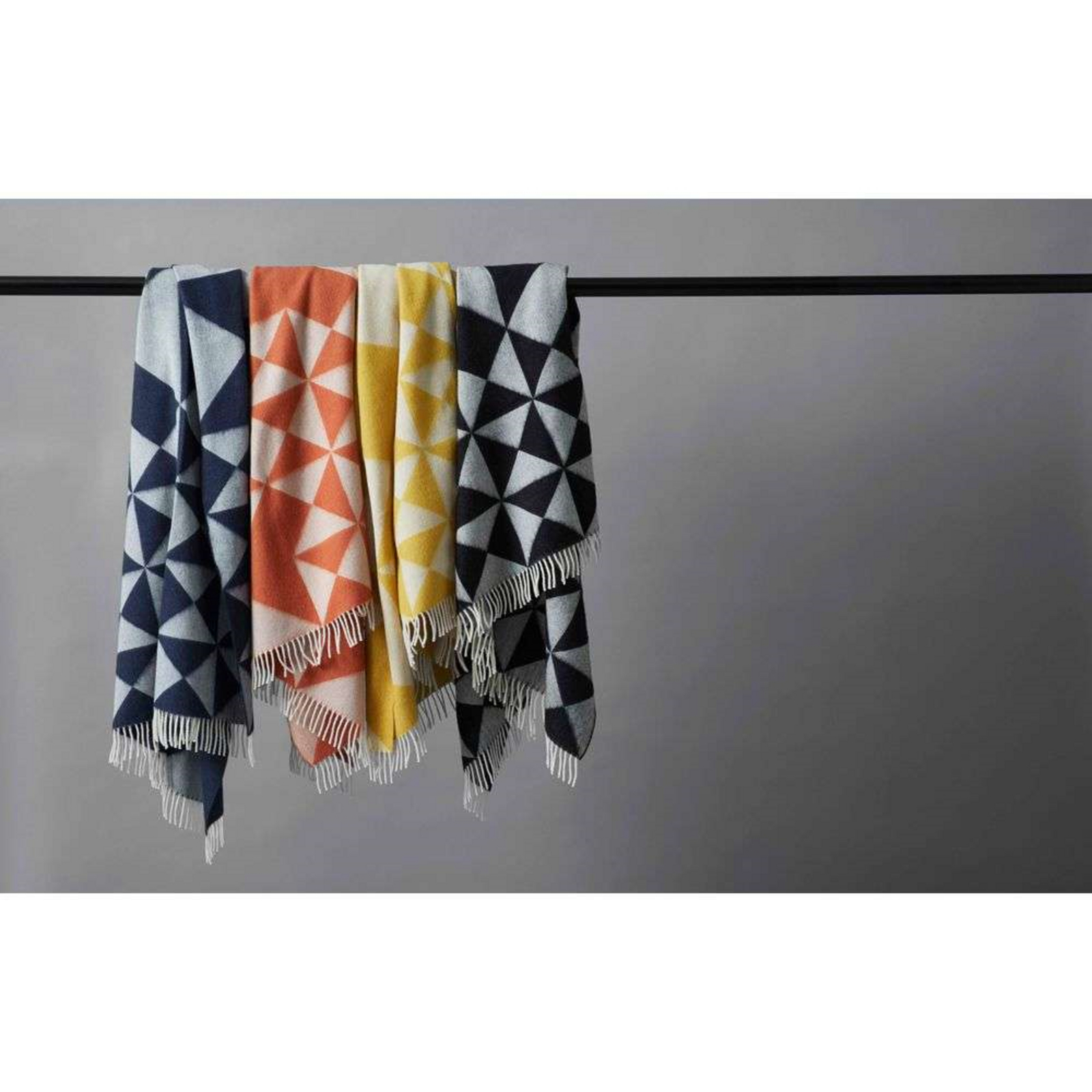 Mirror Huopa 130x198 Black - Verpan