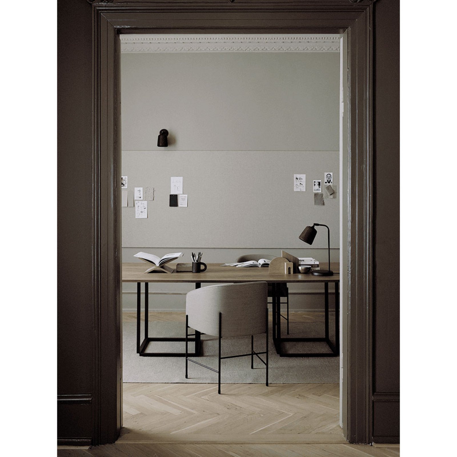 Material Pöytävalaisin Smoked Oak - New Works