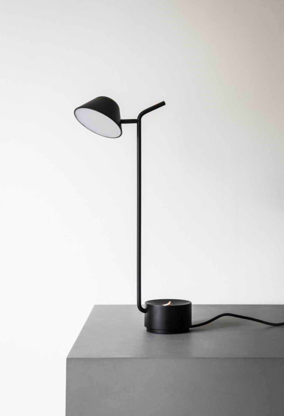 Peek Candeeiro de Mesa Black - Audo Copenhagen