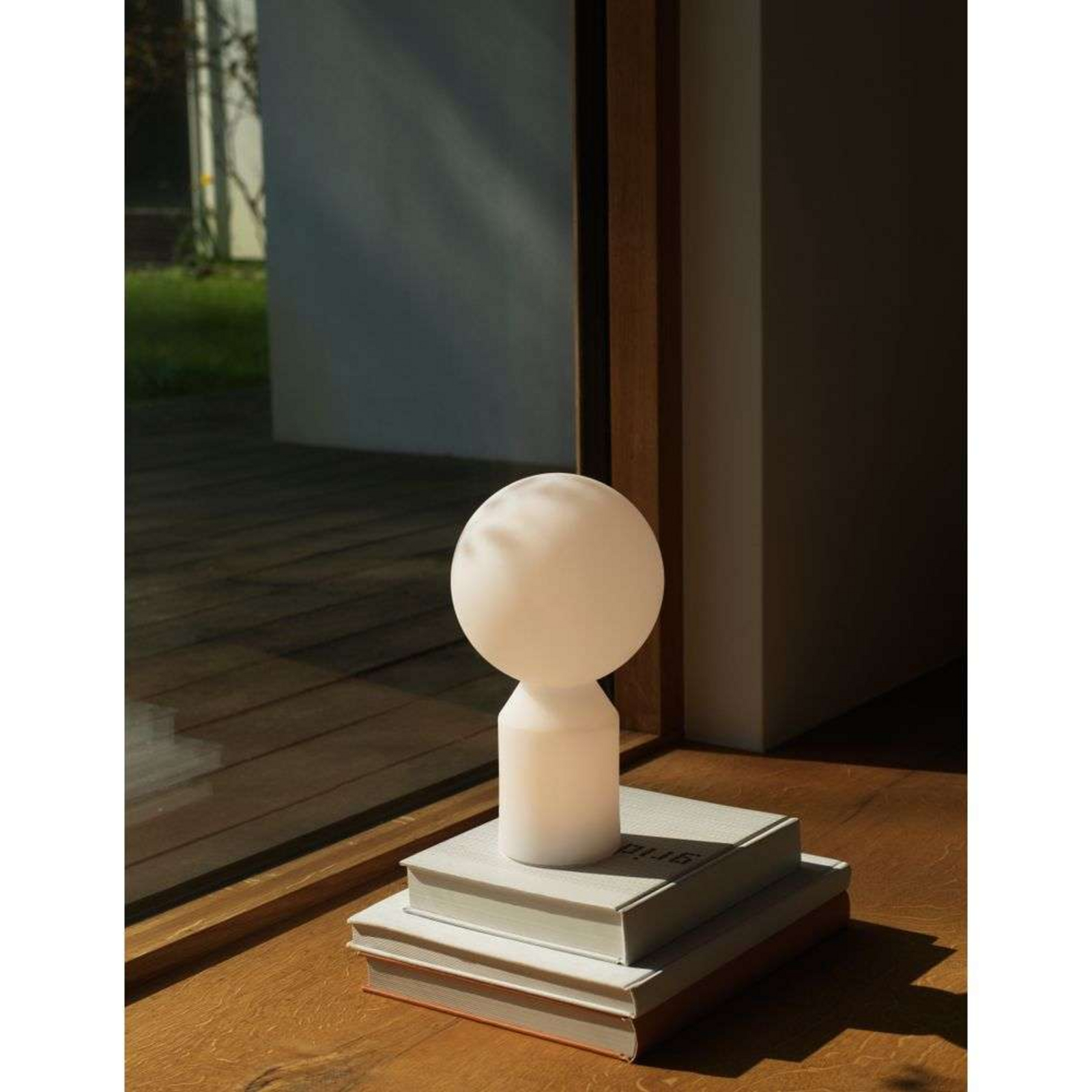 Yo Portable Table Lamp Small Dim. White - Normann Copenhagen