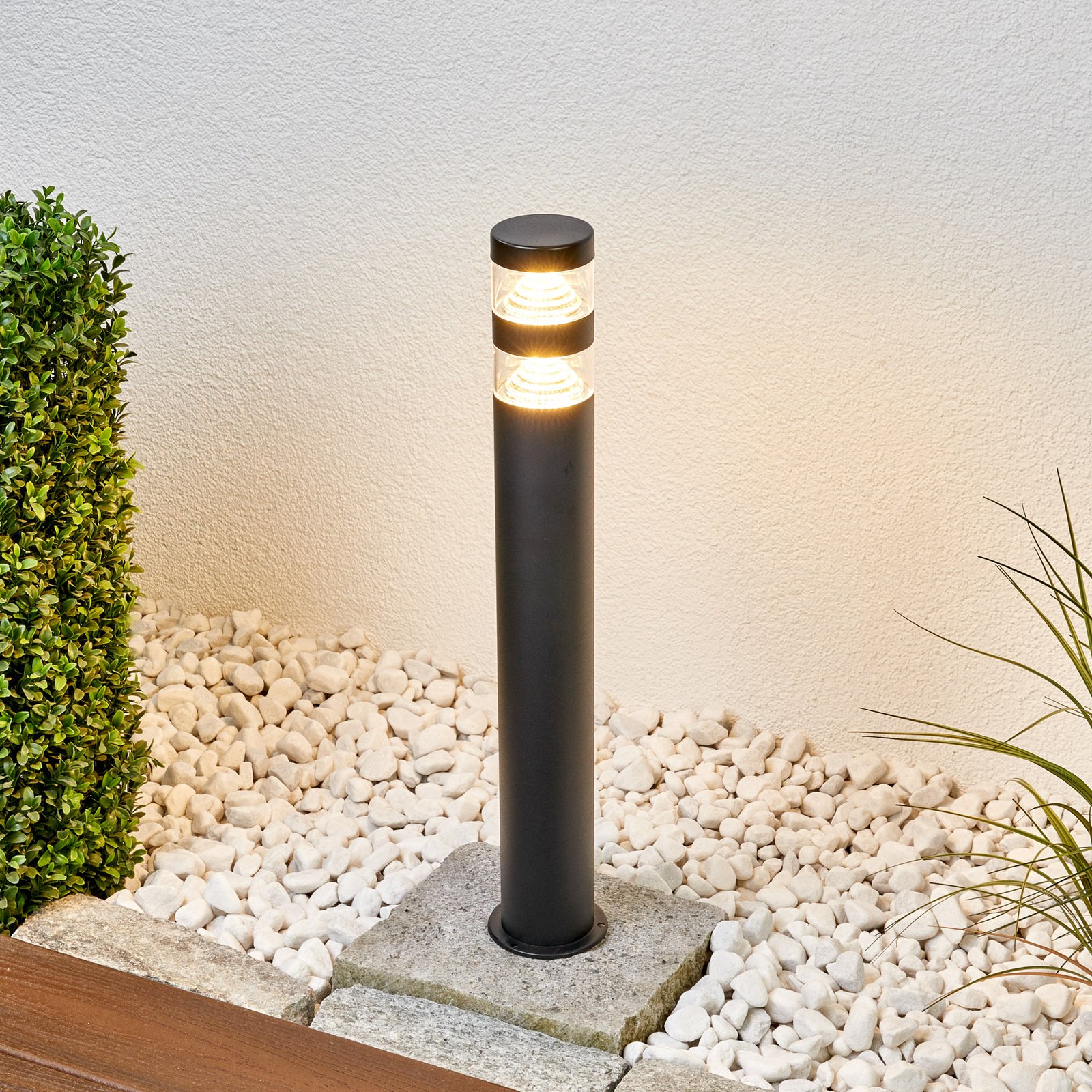 Lindby LED-pylväsvalaisin Lanea, 60 cm, musta, ruostumaton teräs, IP44
