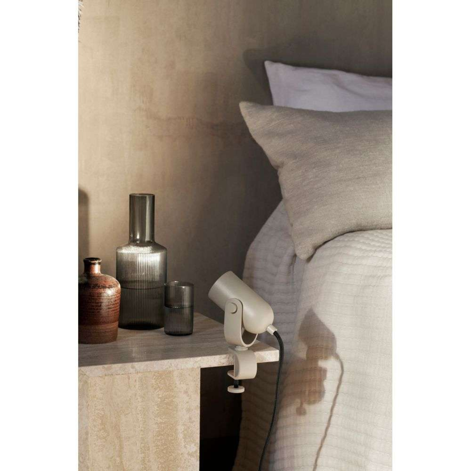 Ruuvi Klipsivalaisin Cashmere - Ferm Living