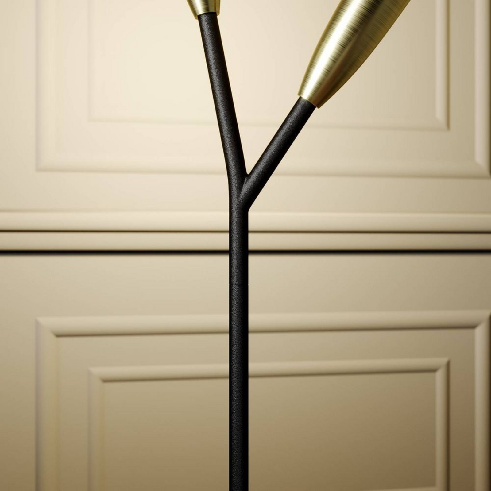 Carlea 2 Taffellamp Black/Brass - Lucande