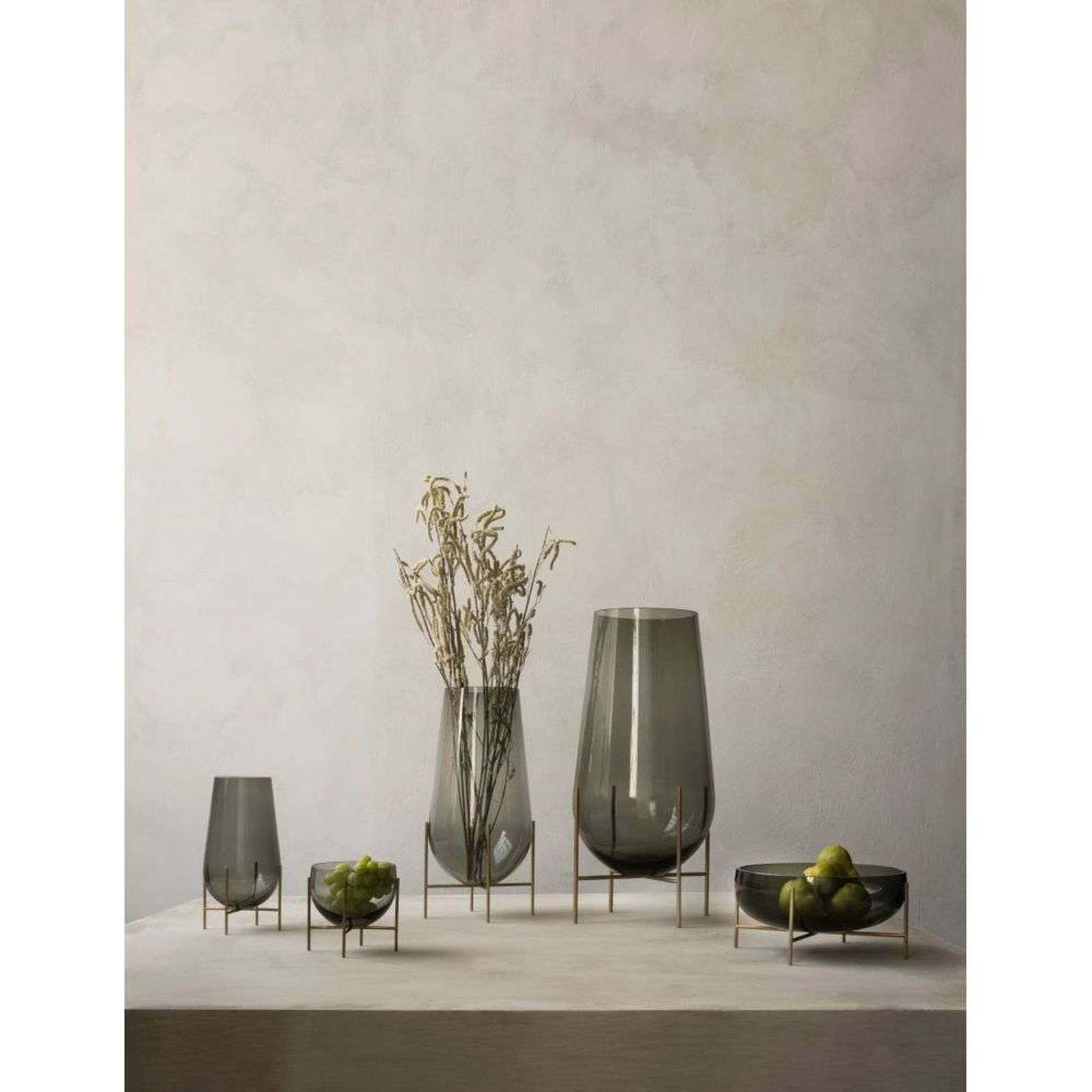 Echasse Váza Medium Smoke/Brushed Brass - Audo Copenhagen