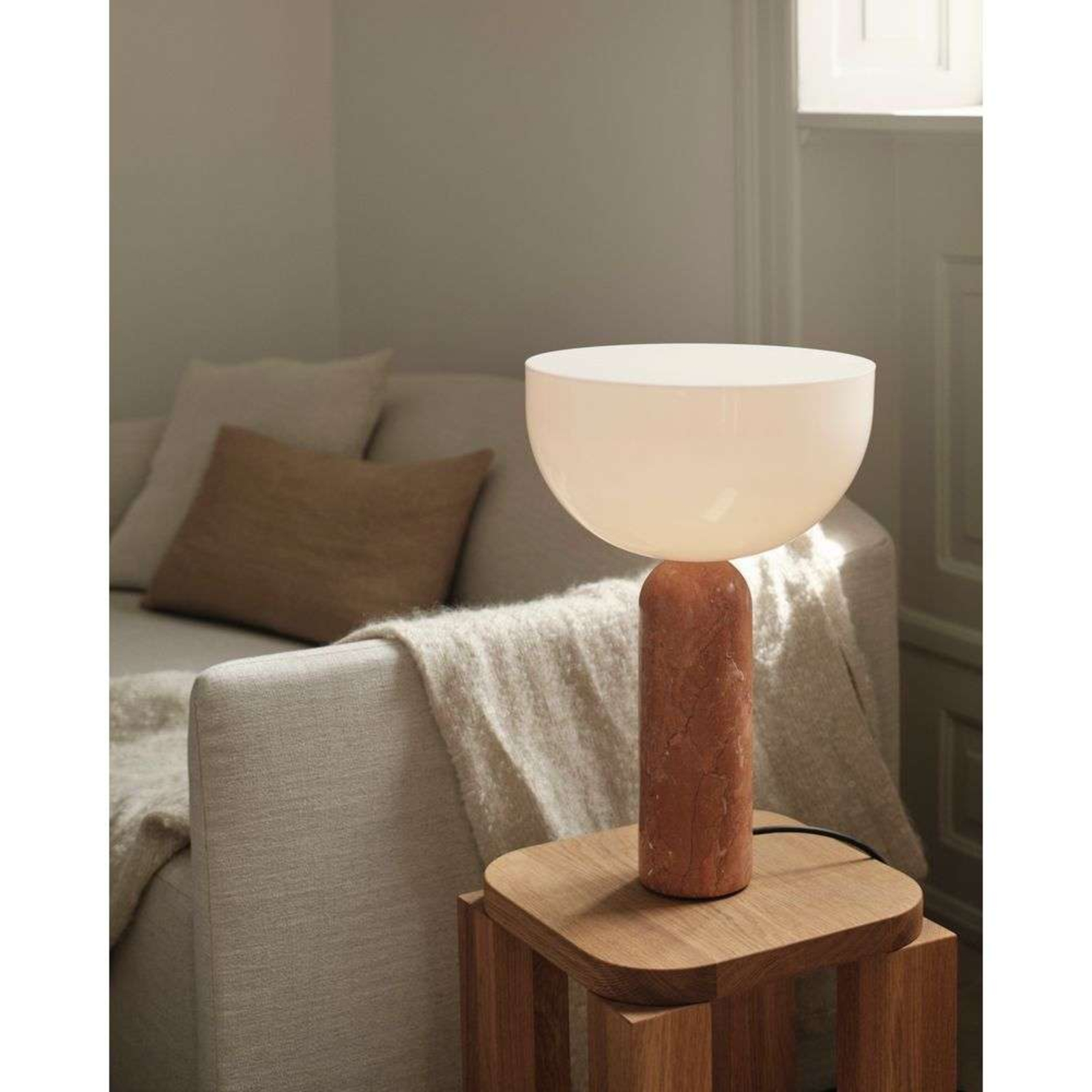 Kizu Bordlampe Large Red - New Works