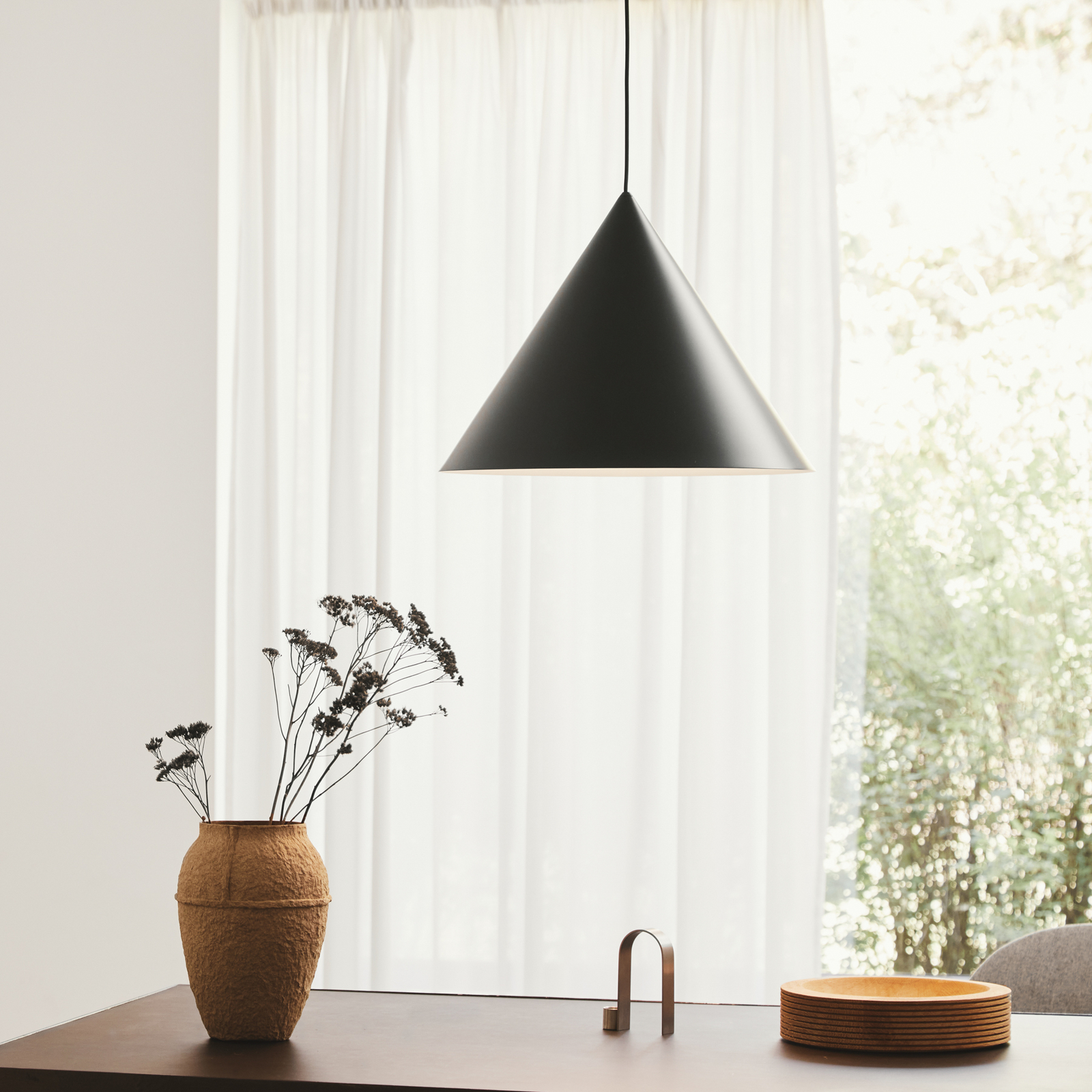 FRANDSEN Benjamin Pendelleuchte, Ø 46 cm, schwarz