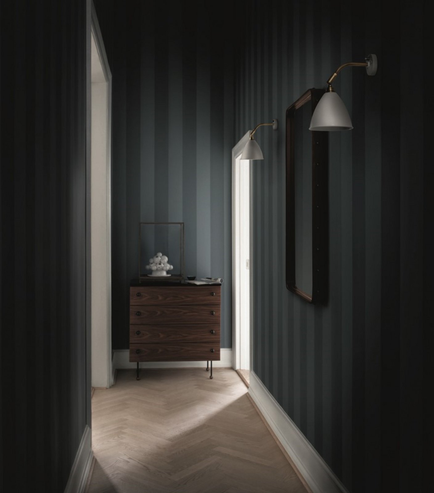 Bestlite BL7 Applique Murale Ø16 Chrome/Noir - GUBI