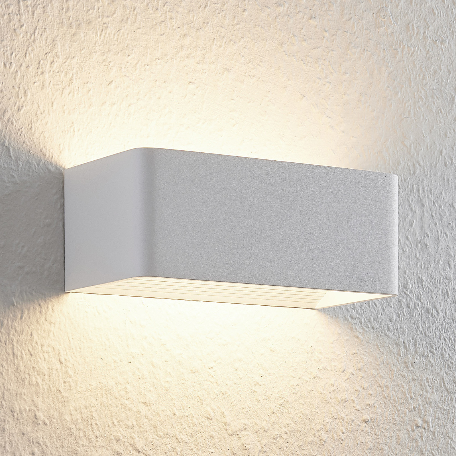Arcchio LED-væglampe Karam, 20 cm, hvid, metal, op/ned