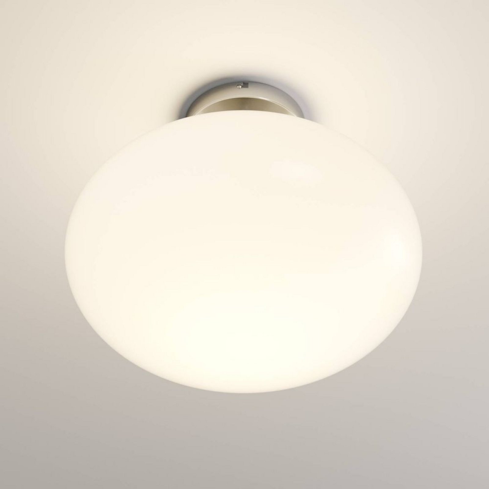 Sonika Deckenleuchte Satin Nickel/Opal White - Lindby