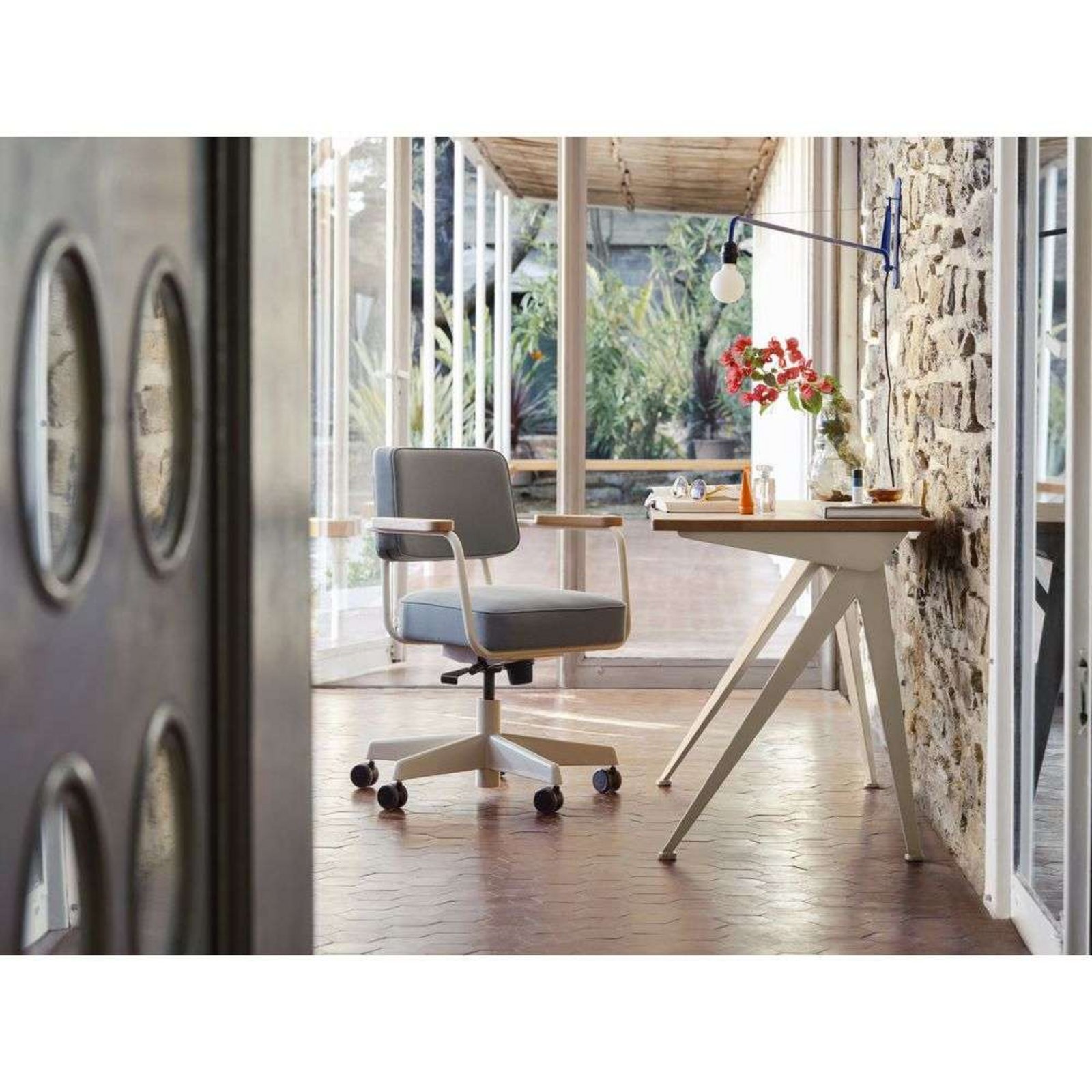 Petite Potence Nástěnné Svítidlo Modrá - Vitra