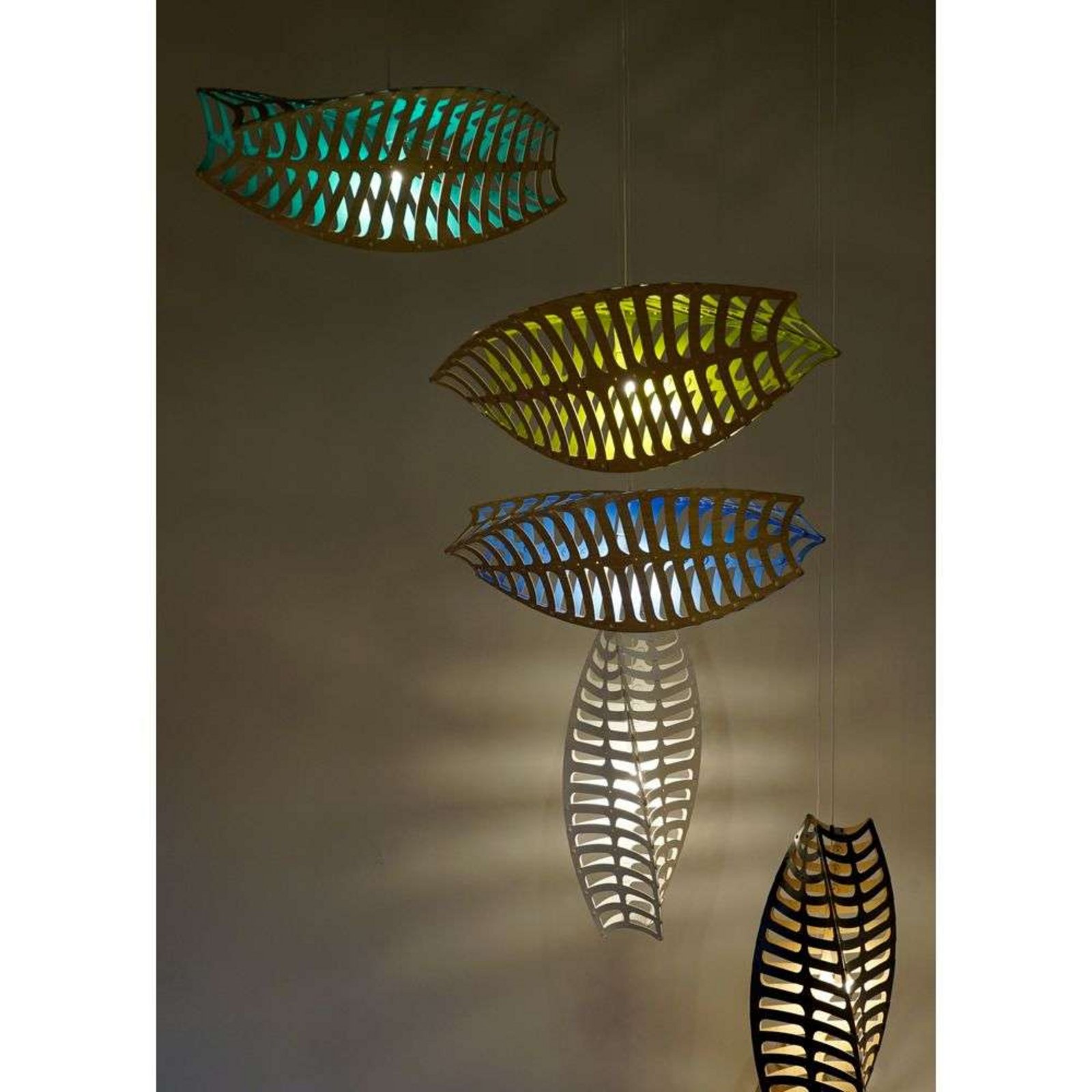 Toru Pendant Medium 2 Sides Black - David Trubridge