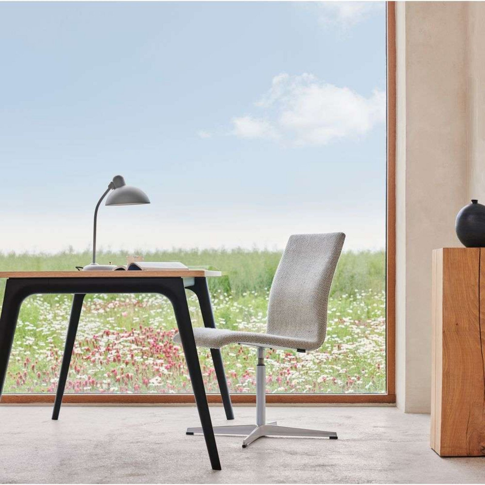 KAISER idell™ 6556-T Asztali Lámpa Matt Easy Szürke - Fritz Hansen