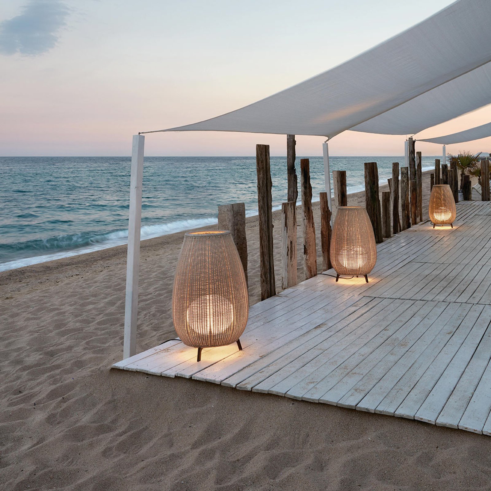 Bover Amphora 01 - Terrasselampe, lys beige