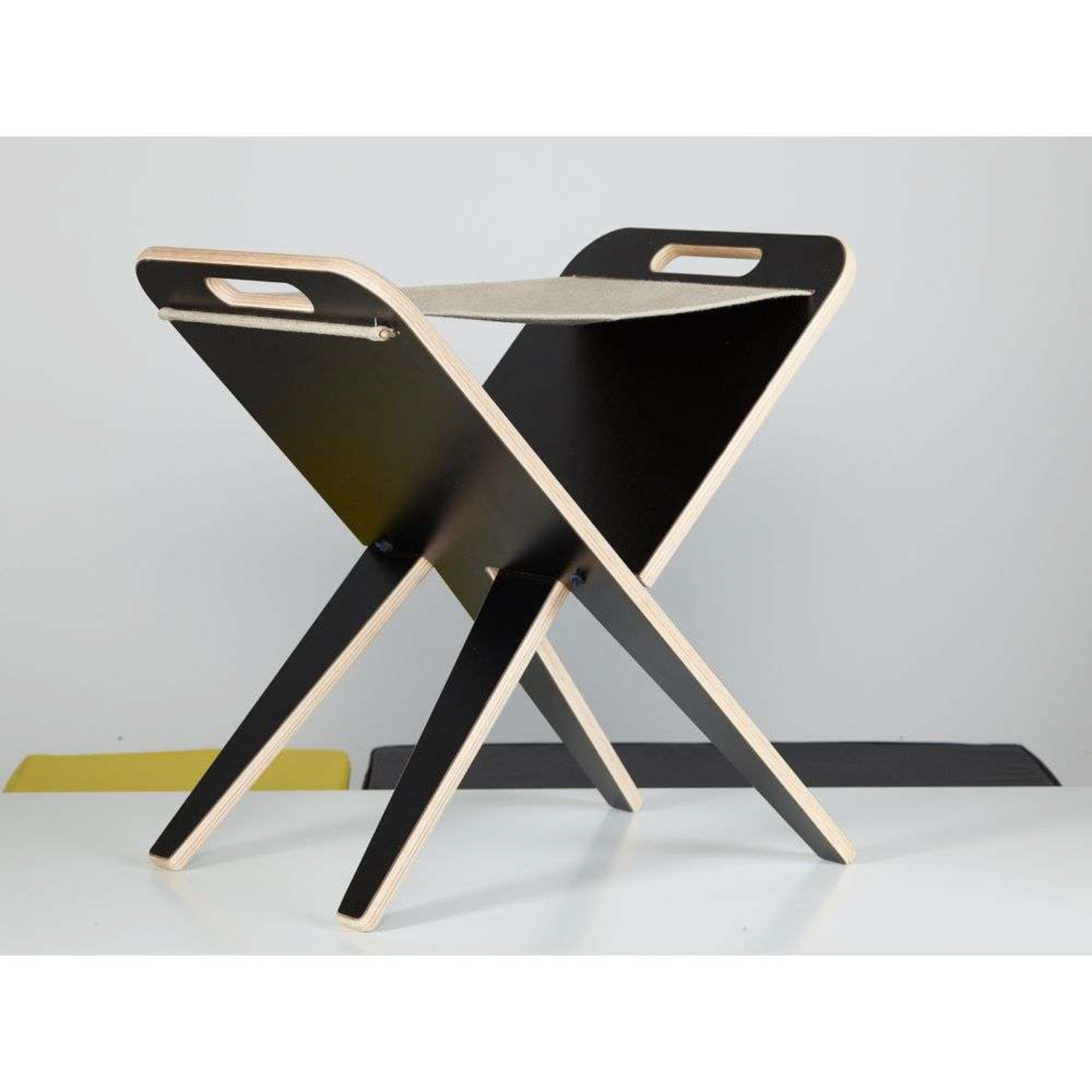 Klaburet Stool Black/Linen - Piet Hein