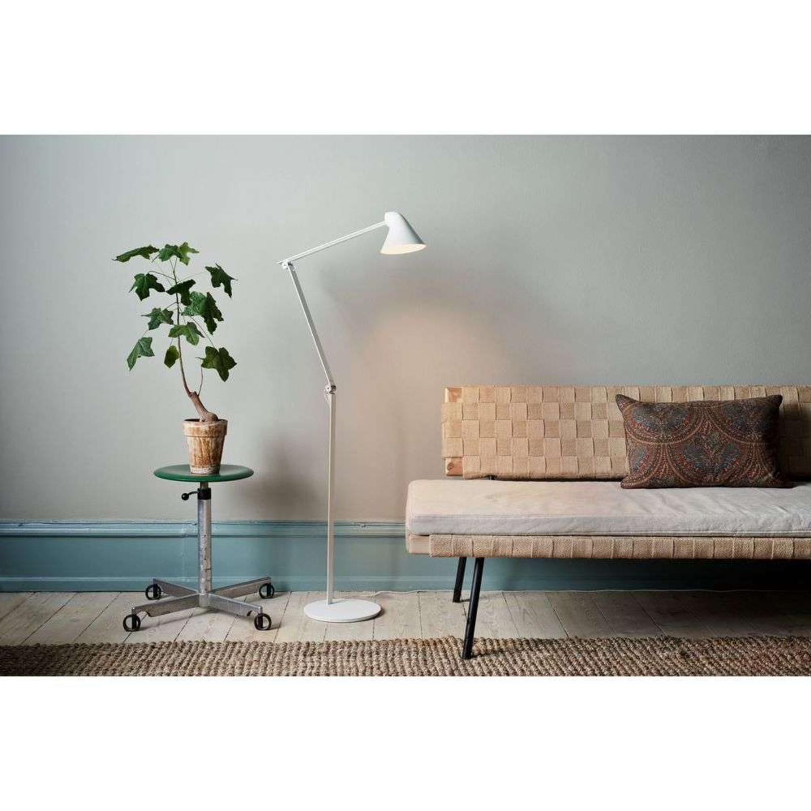 NJP Candeeiro de Pé Lamp 3000K White - Louis Poulsen