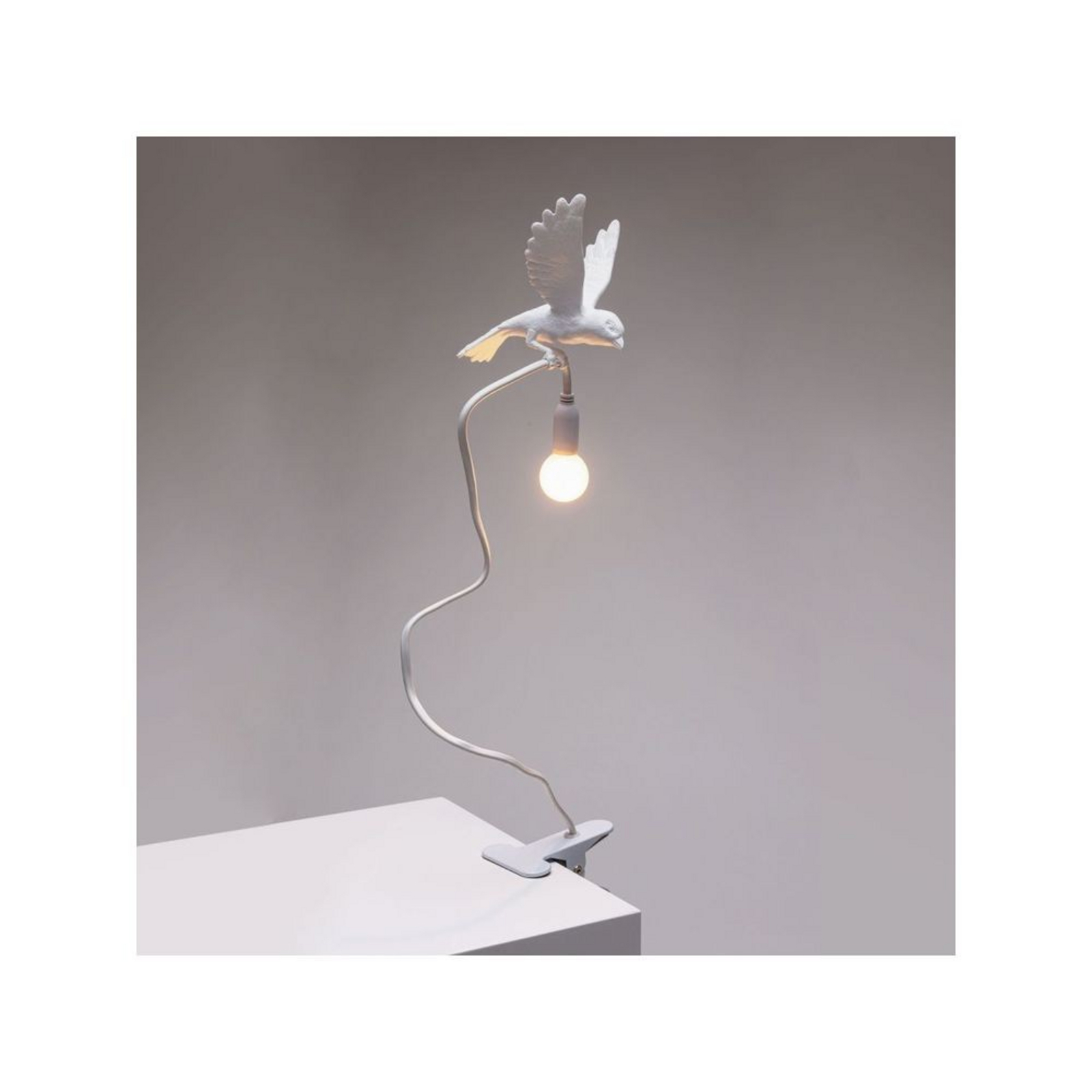 Sparrow Landing Klipsivalaisin White - Seletti