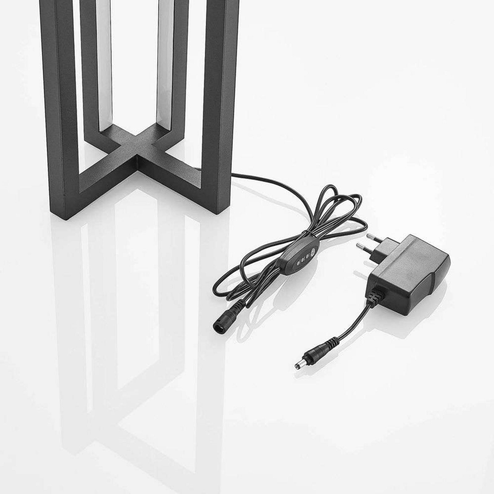 Hylda LED Taffellamp Black - Lucande