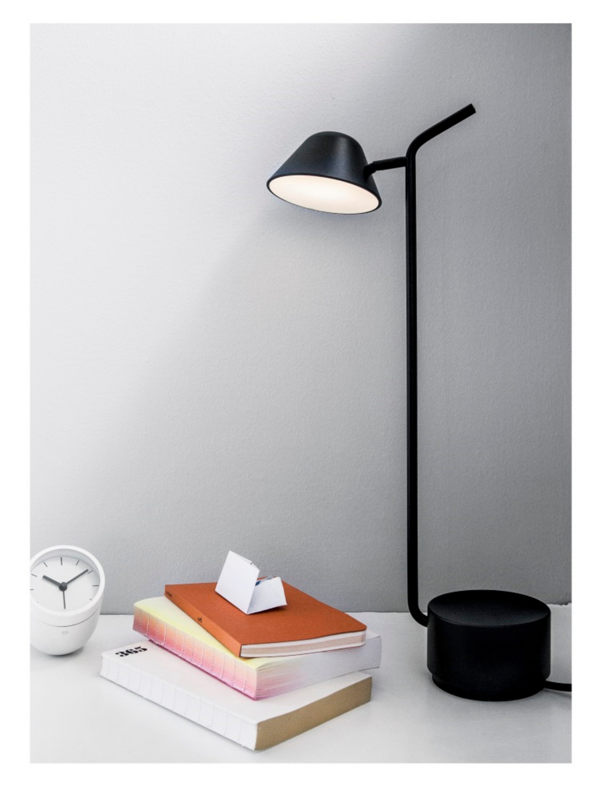 Peek Candeeiro de Mesa Black - Audo Copenhagen