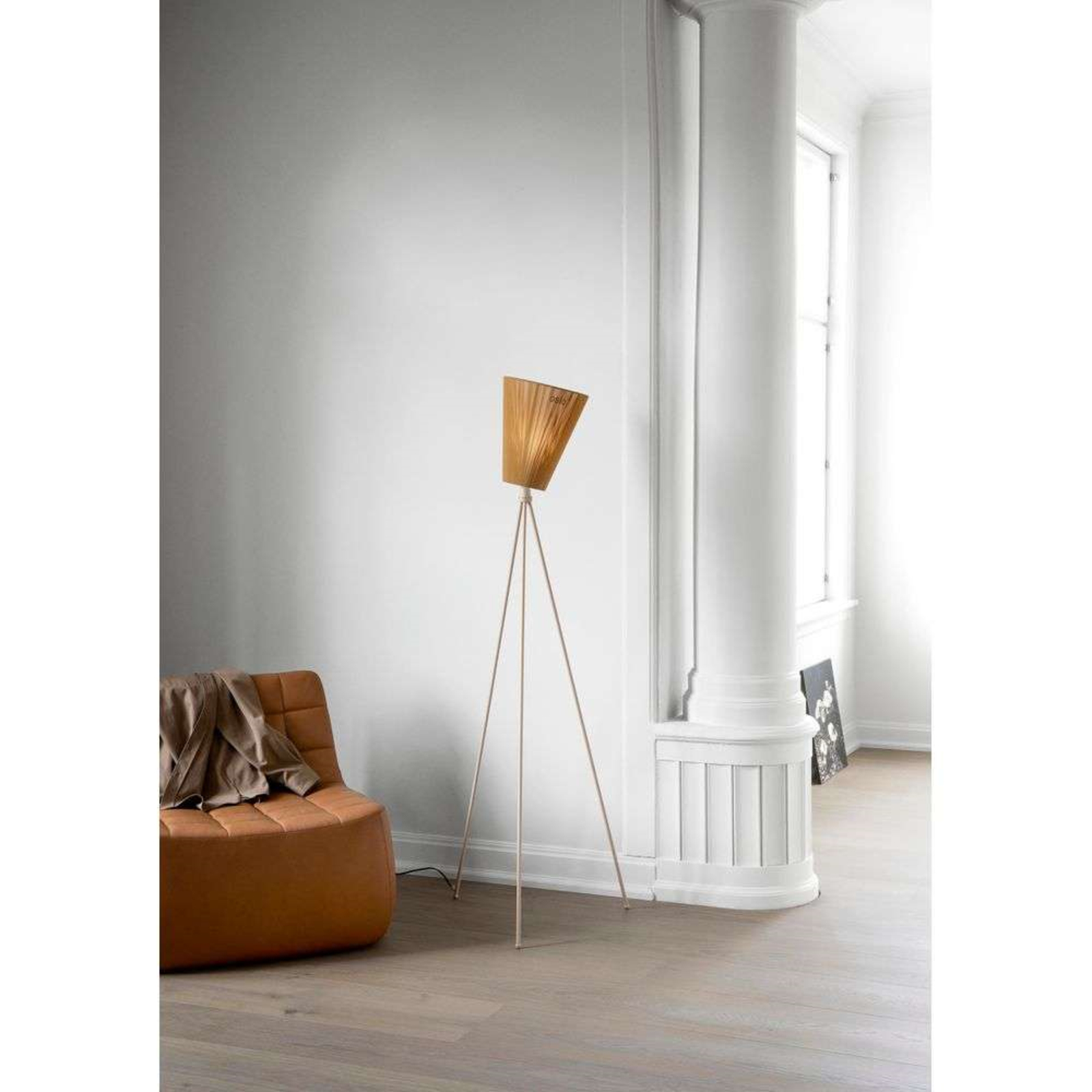 Oslo Wood Floor Lamp Light Grey/Beige - Northern