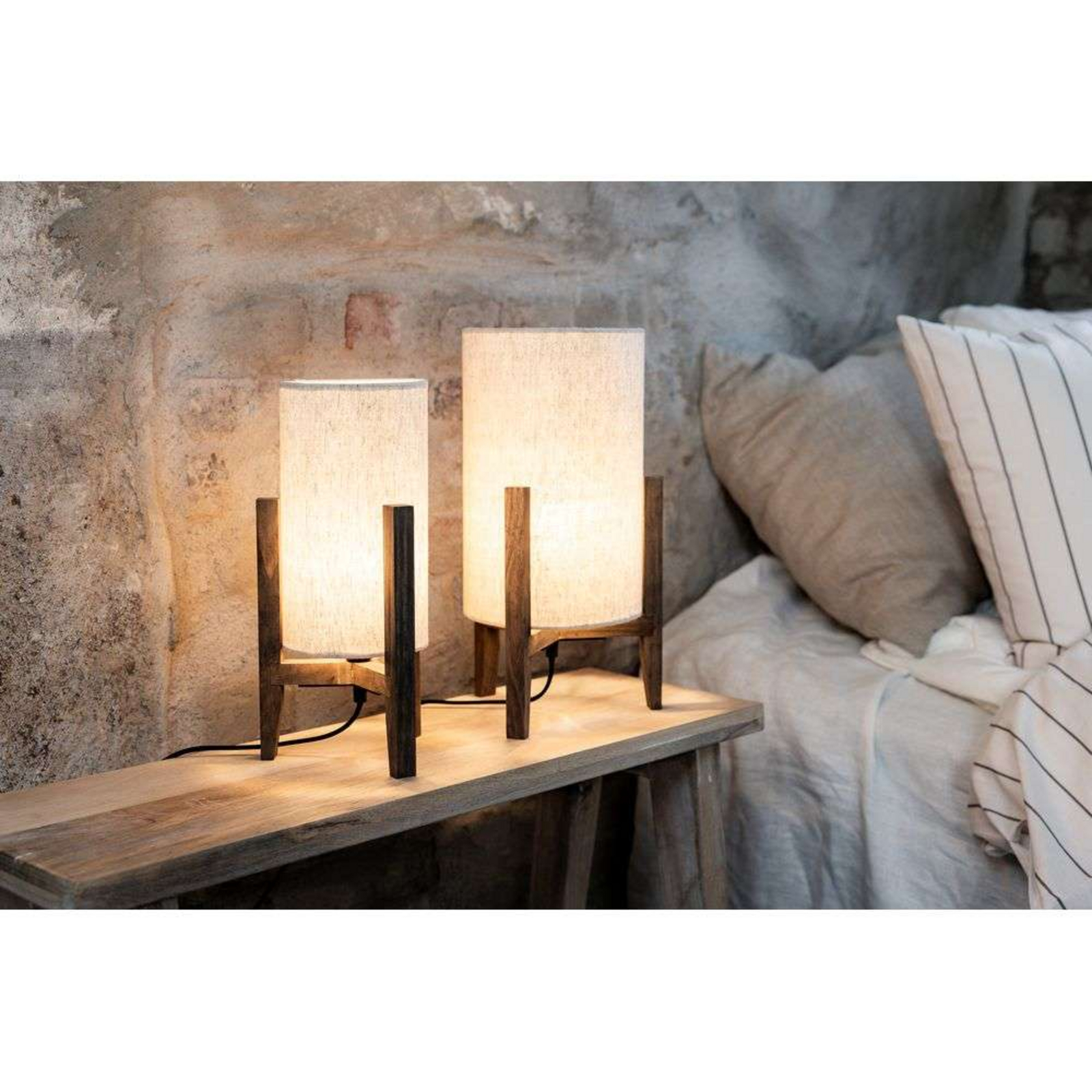 Eruca 1 Candeeiro de Mesa H34 Walnut/Beige - Markslöjd