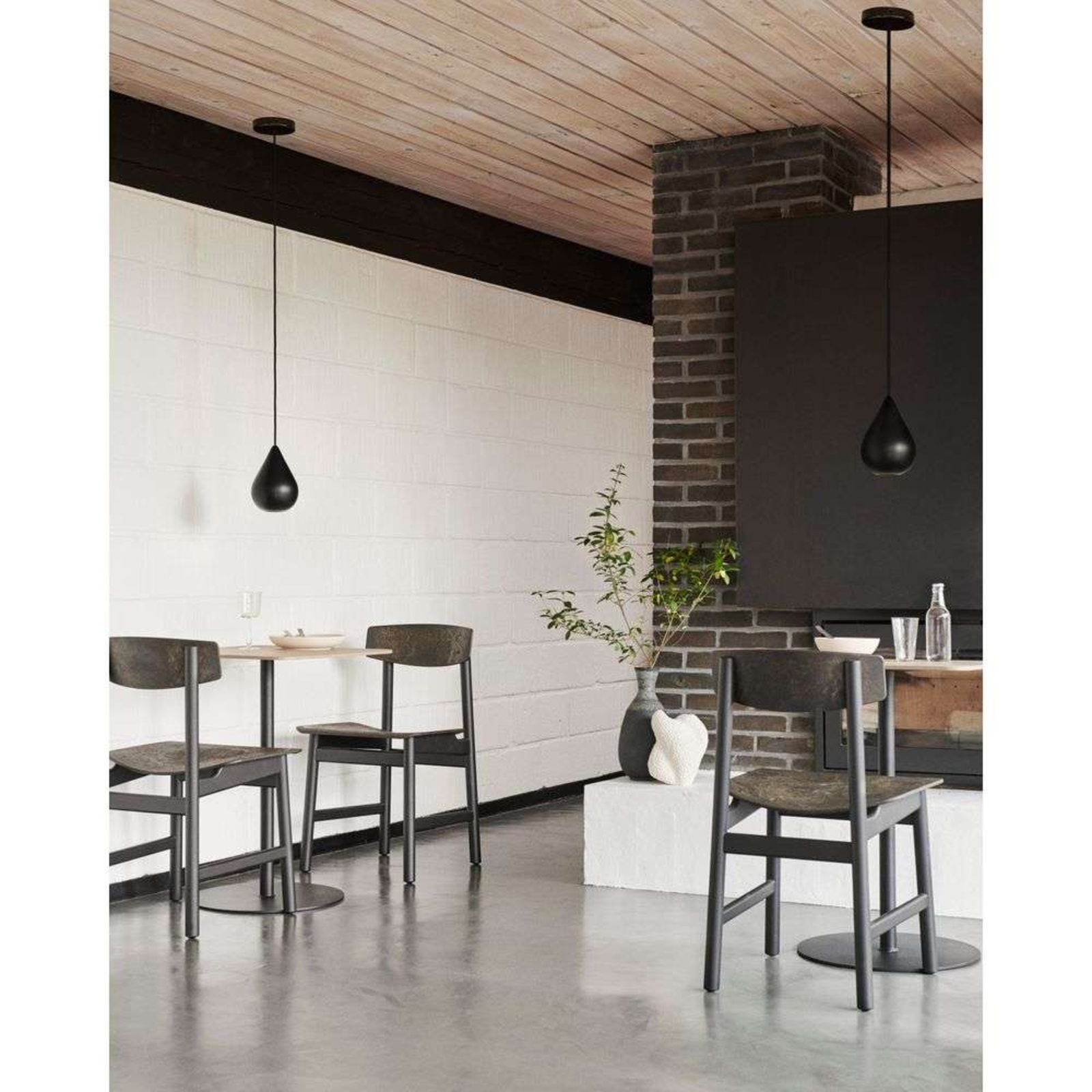Liuku Base Pendant Drop Black - Mater
